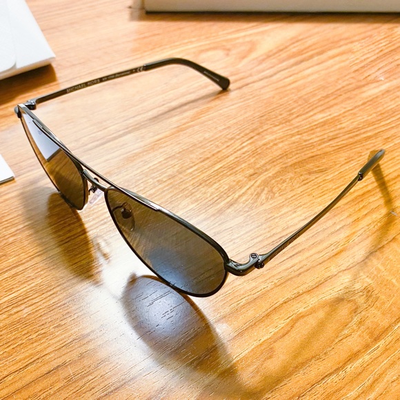 Michael Kors Barcelona Barcelona; MK1056 - Picture 6 of 10